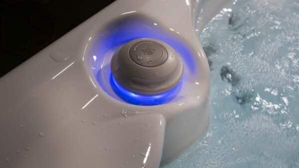 Hydropool Signature 970 Platinum Topside Diverter View Blue