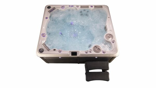 Hydropool Signature 970 Platinum Wet Topside View White