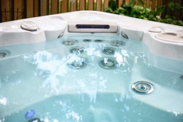 Hydropool Signature 720 Platinum internal jets