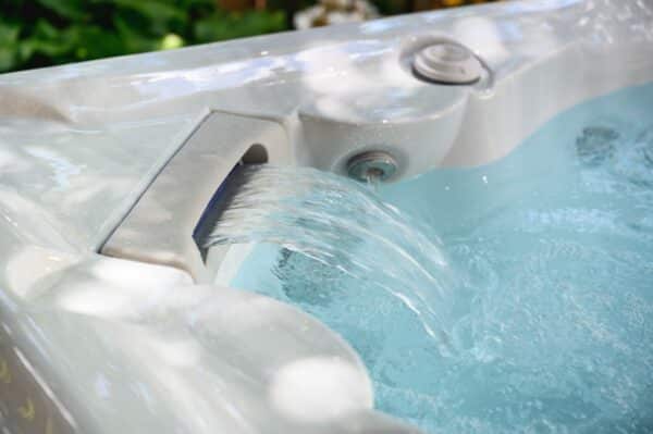Hydropool Signature 720 Platinum internal waterfall