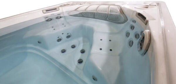 16Ex Executive Sport 3